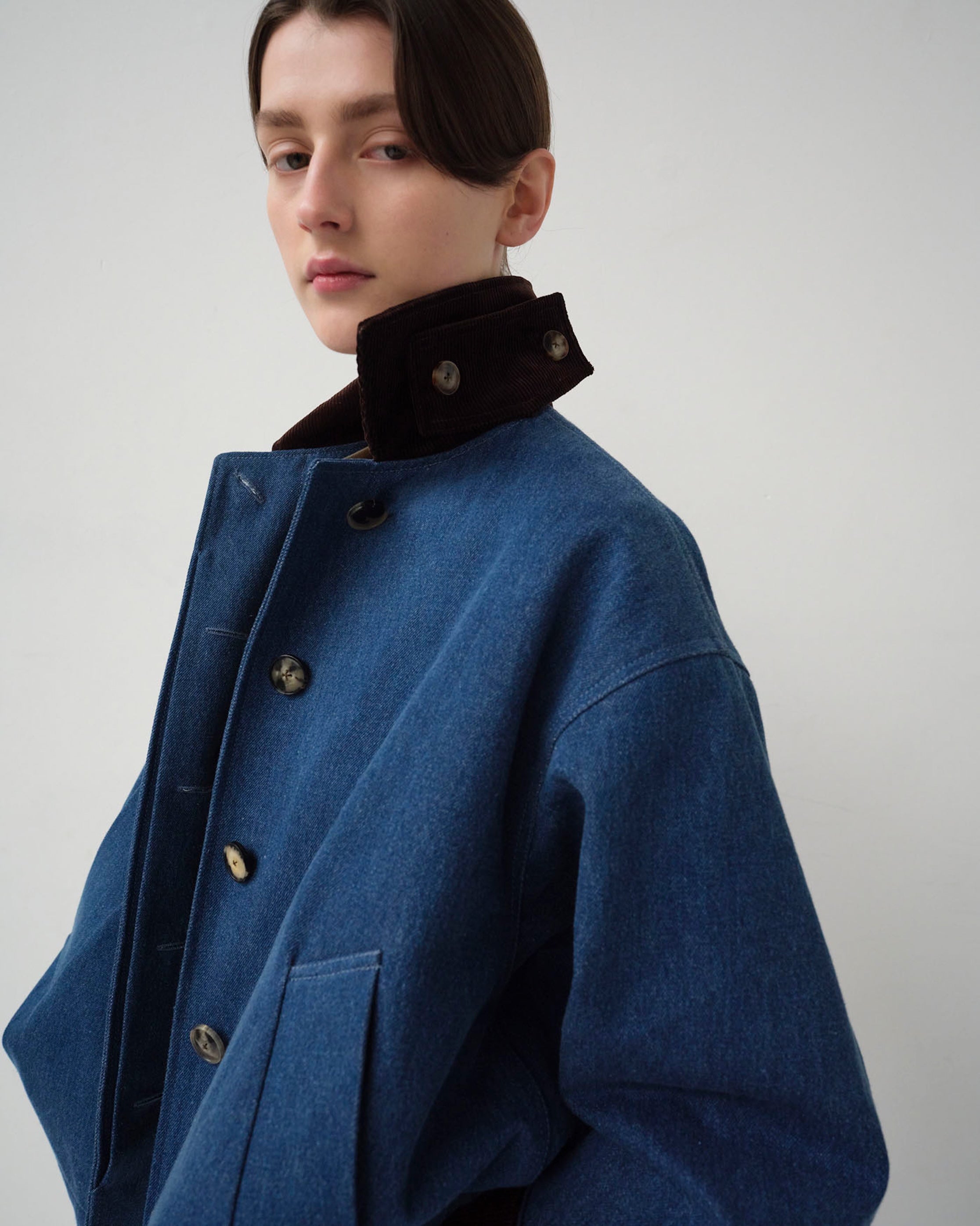 Fashion model wearing a Aletta outfit