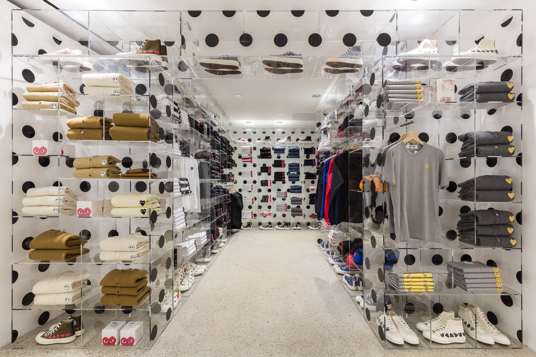 Dover street market store comme des garçons play