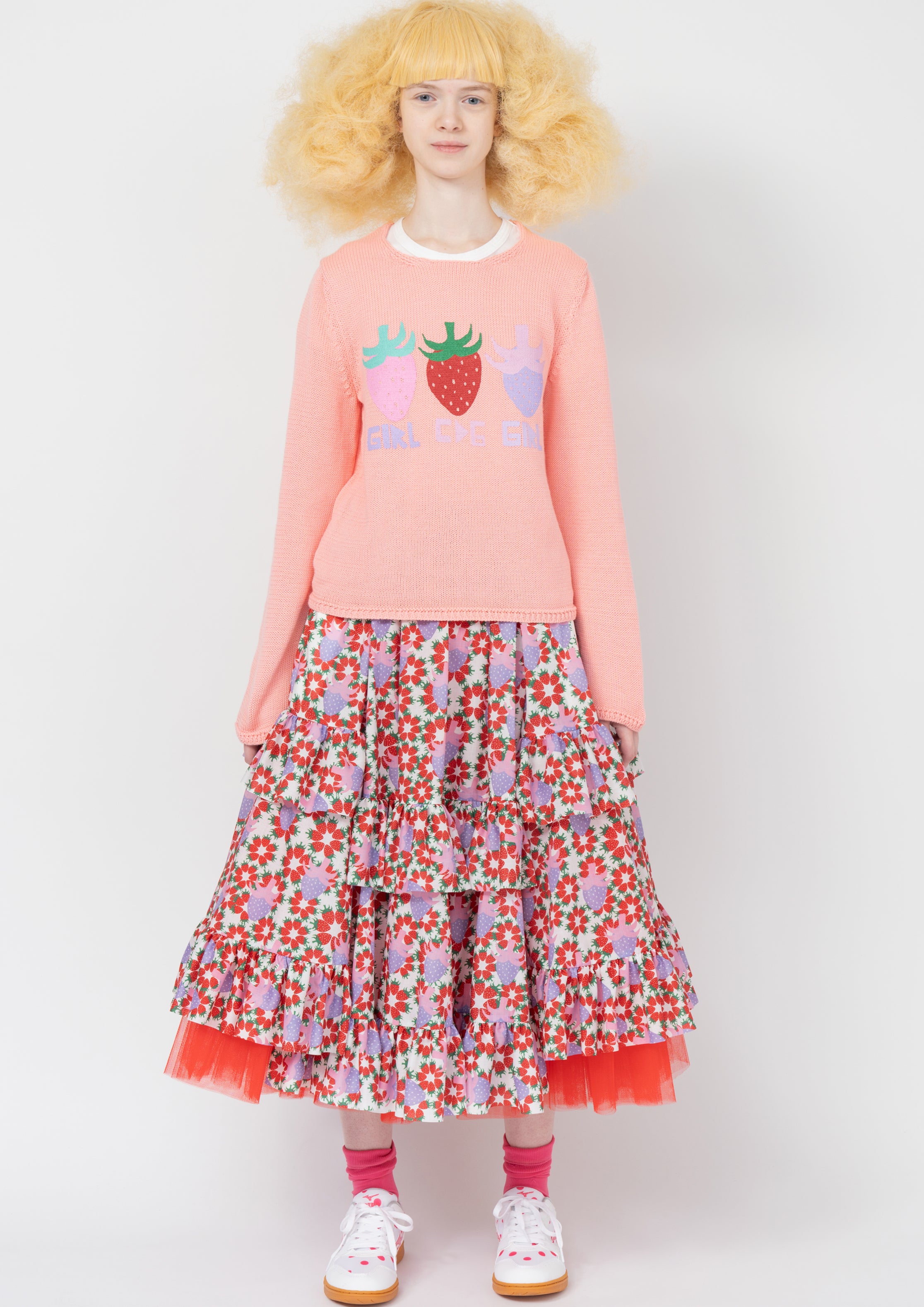 Fashion model wearing a Comme des Garçons SS26 outfit