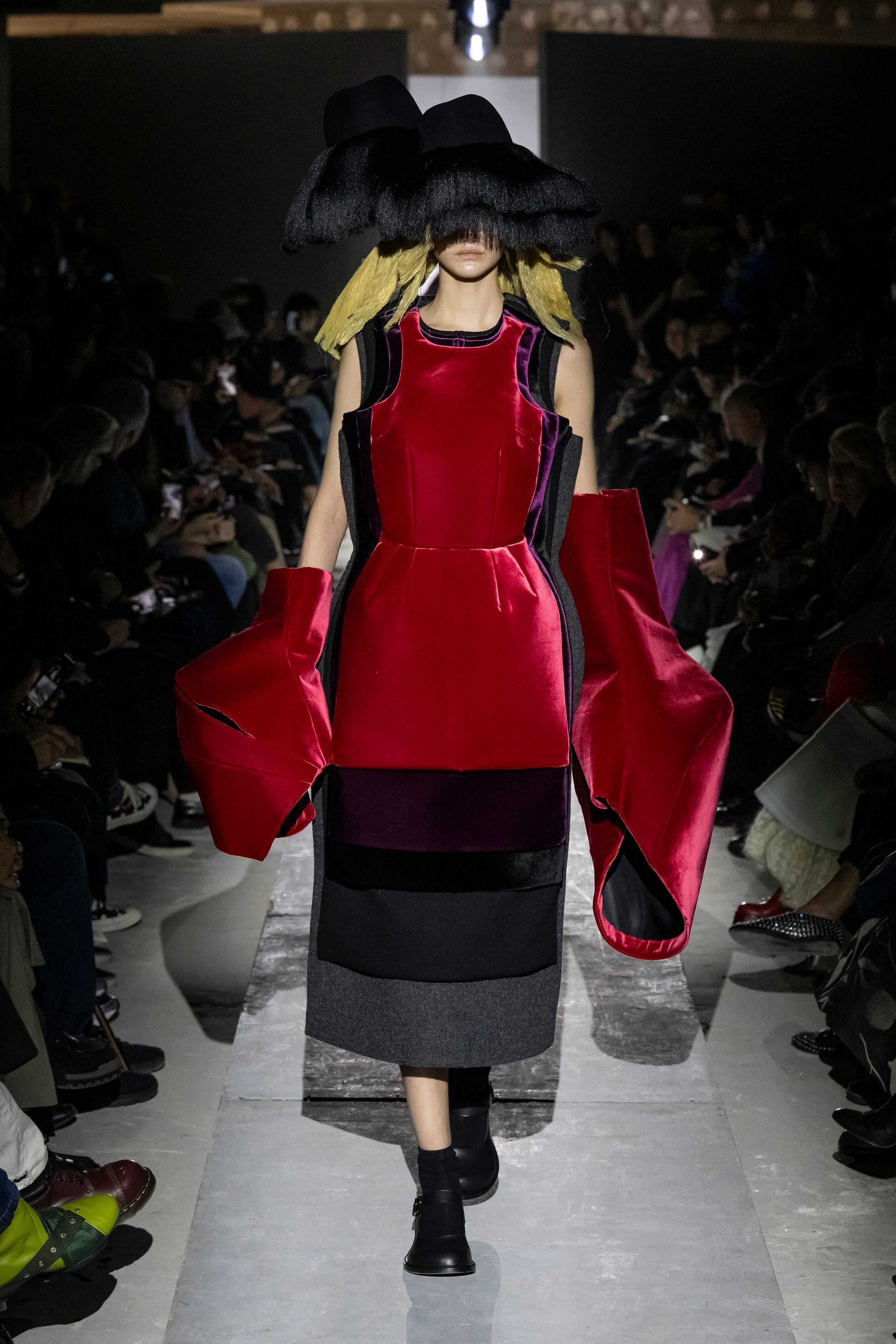 Fashion model wearing a Comme des Garçons AW25 outfit