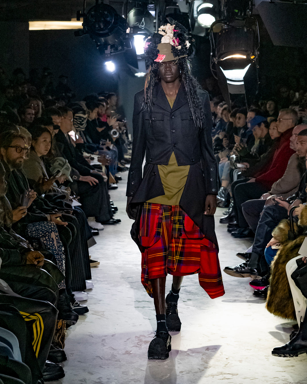 STONE  DOVER STREET MARKET ショーツ STONE ISLAND DOVER STREET MARKET ショーツ