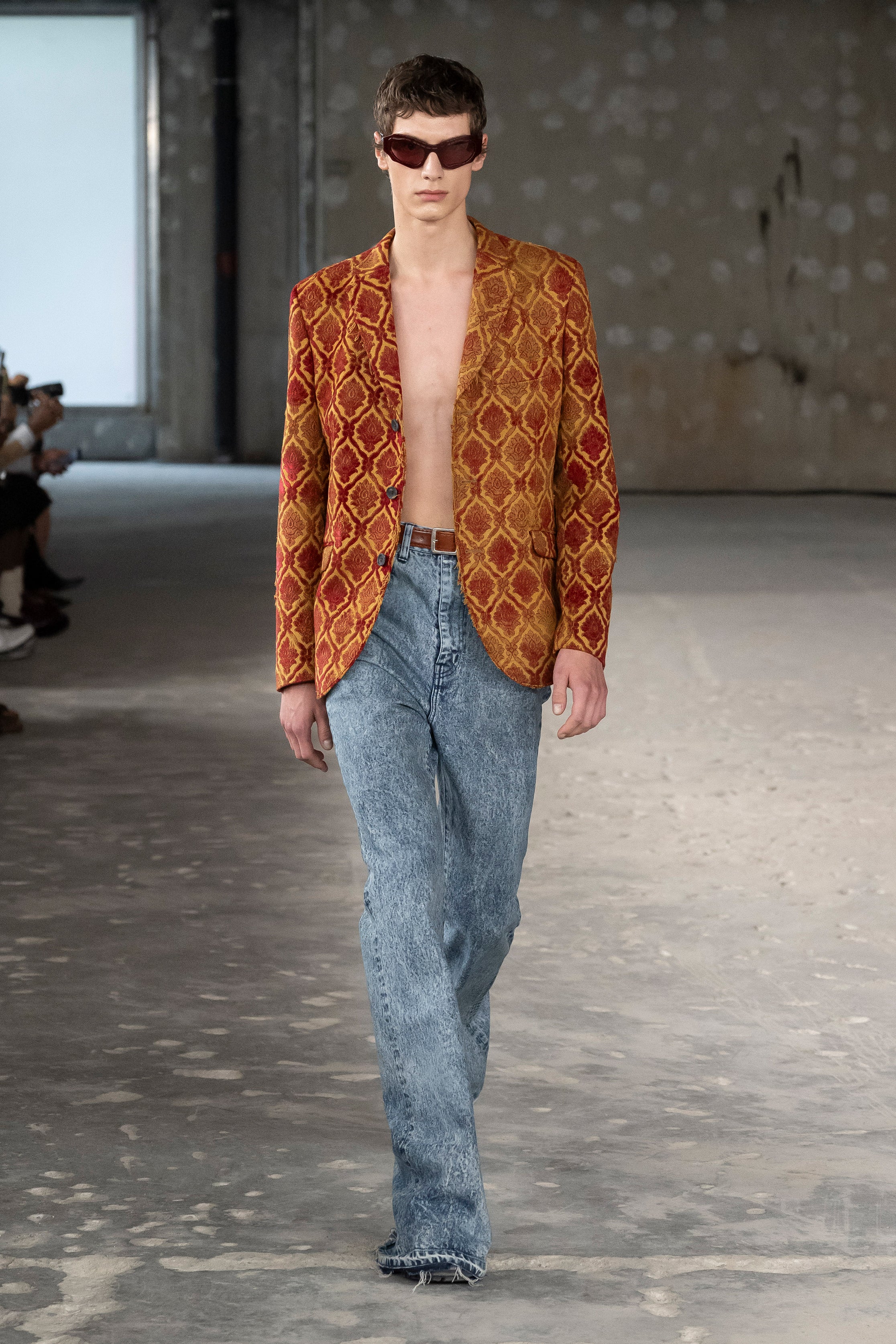 Fashion model wearing a Junya Watanabe Man SS26 outfit