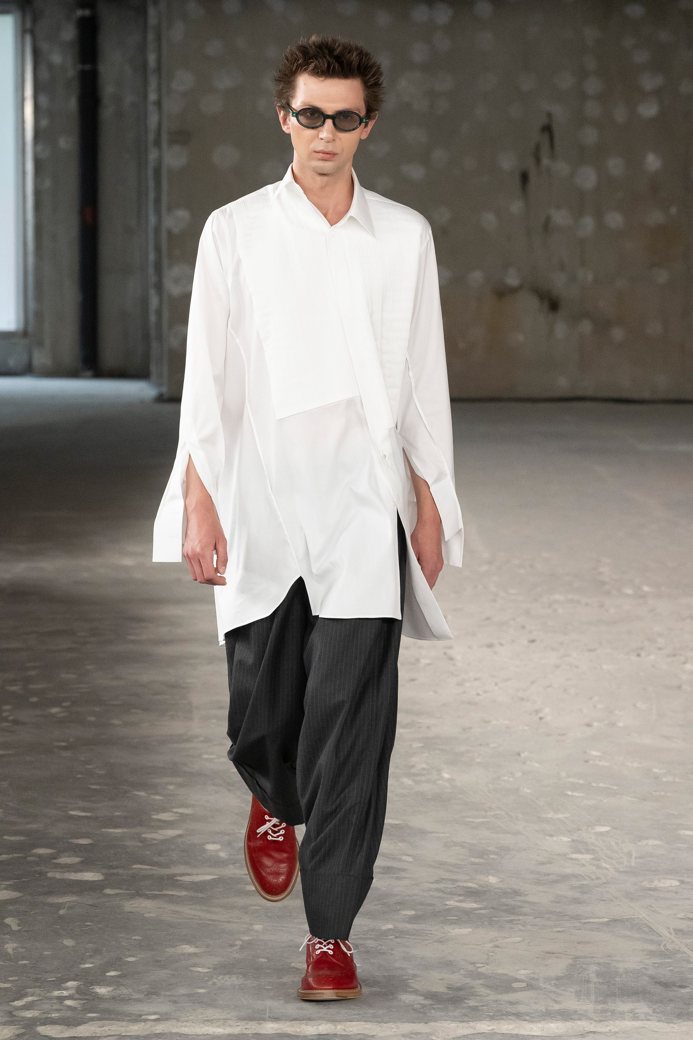 Fashion model wearing a Junya Watanabe Man SS26 outfit