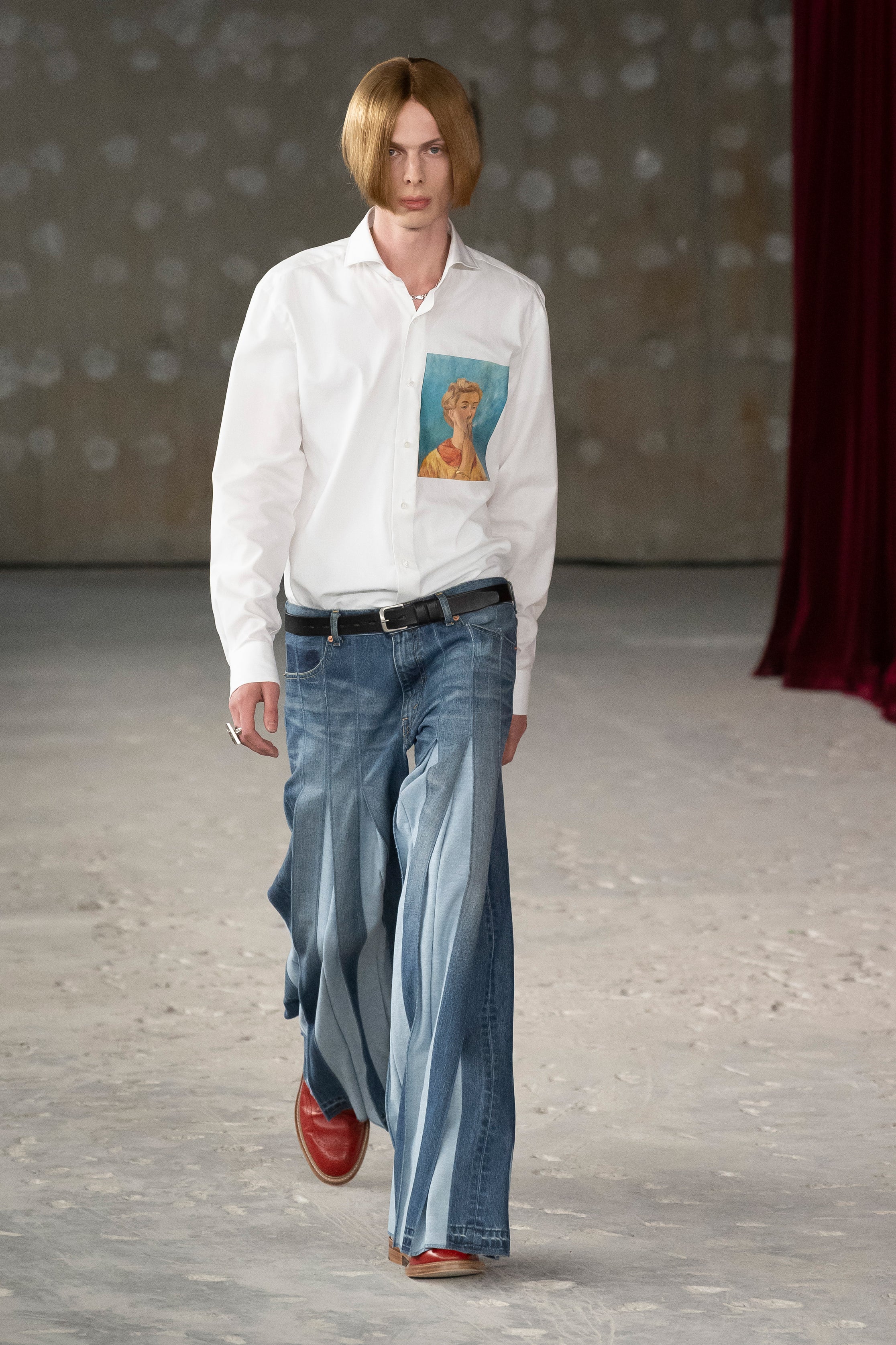 Fashion model wearing a Junya Watanabe Man SS26 outfit